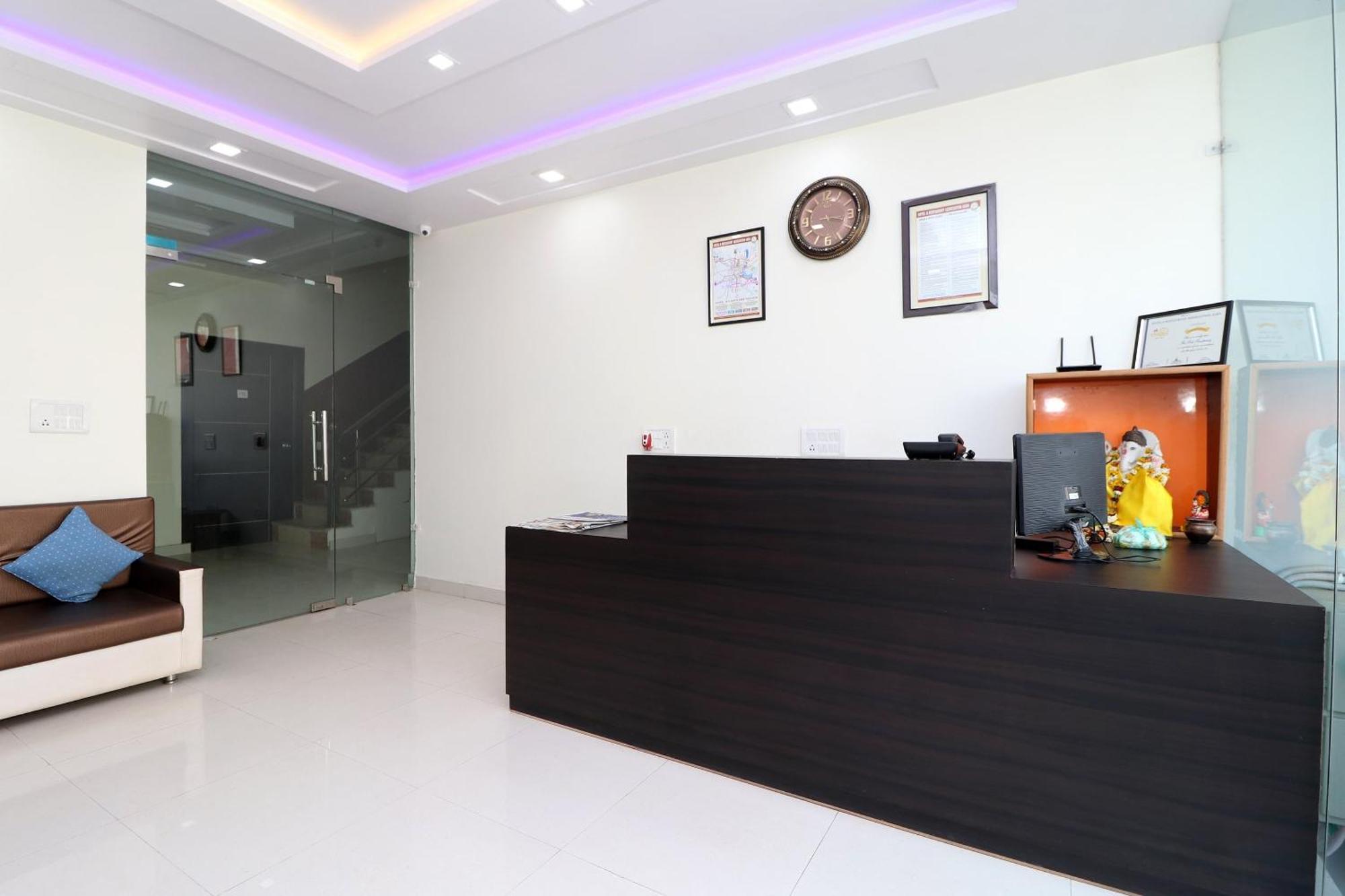 Oyo Hotel The Orient Tree Agra  Zewnętrze zdjęcie